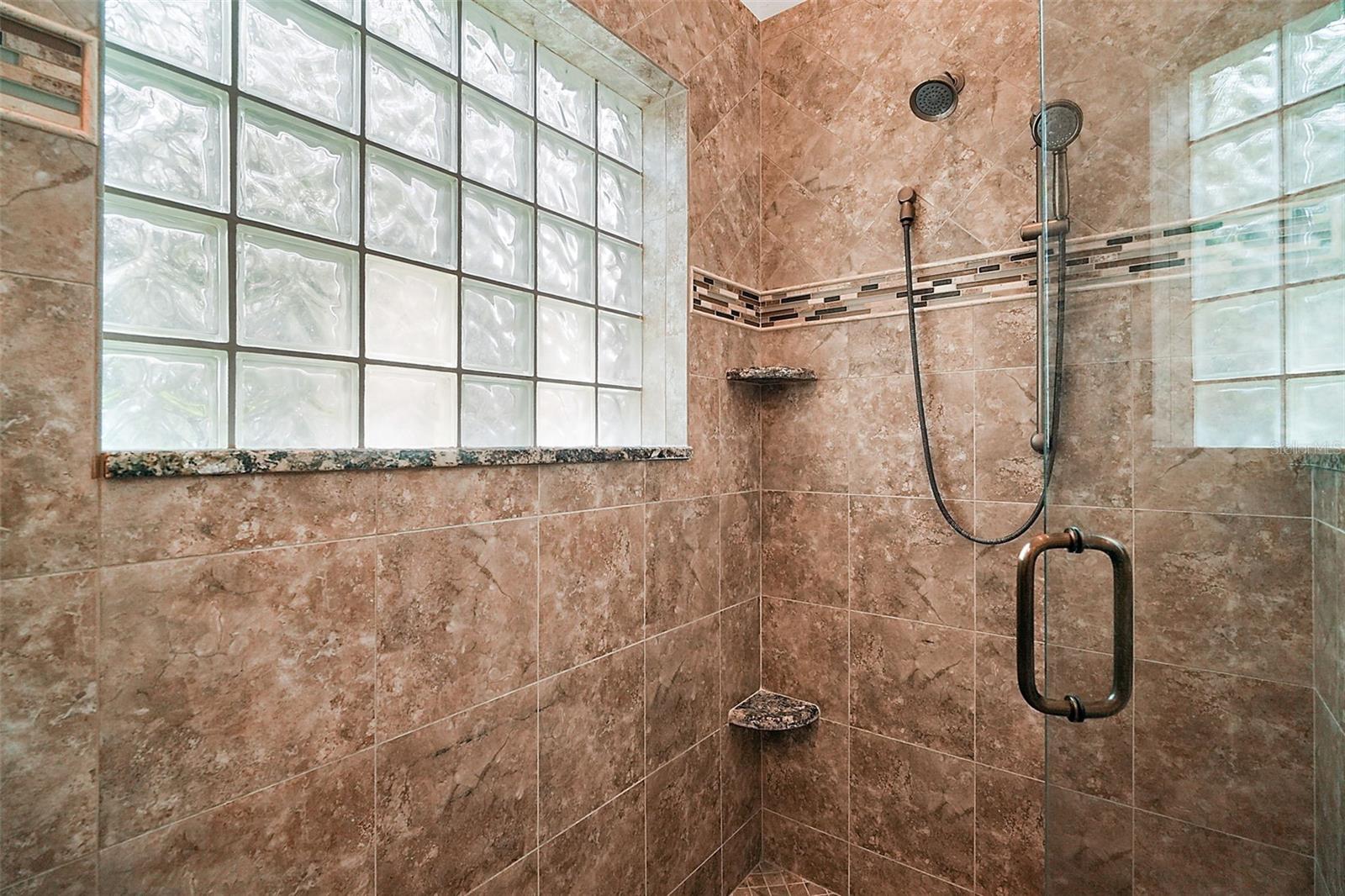 OAK HILL ESTATES SUB - Residential