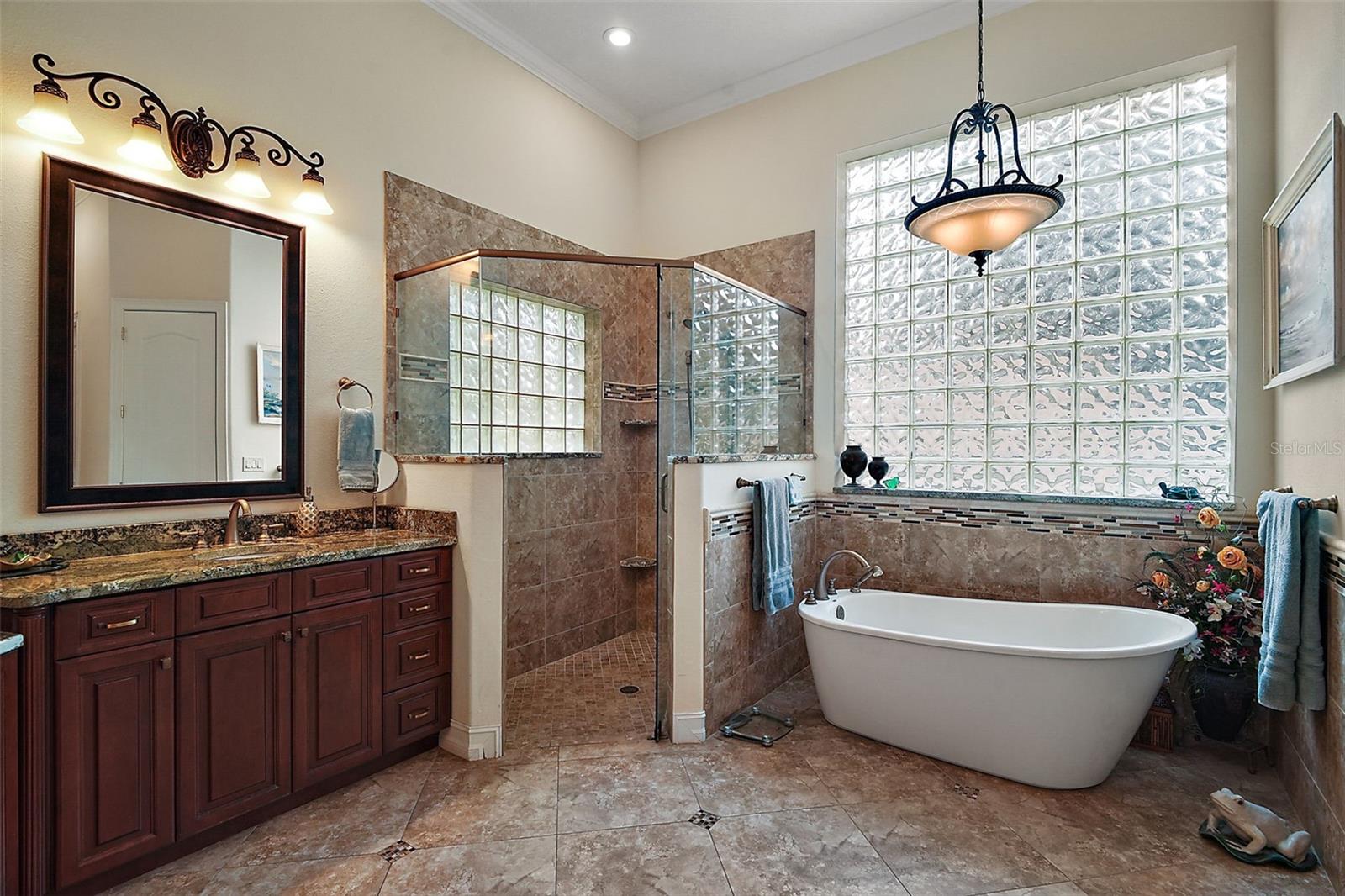 OAK HILL ESTATES SUB - Residential