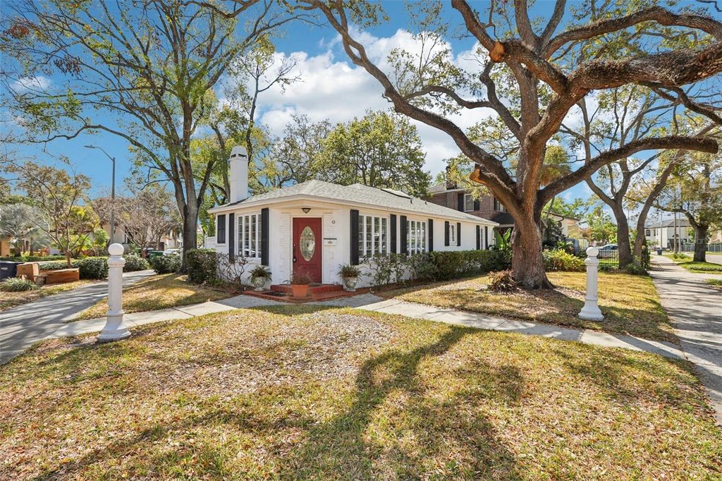 Photo of 43 Aegean Avenue, Tampa, FL 33606 (MLS # TB8484152)