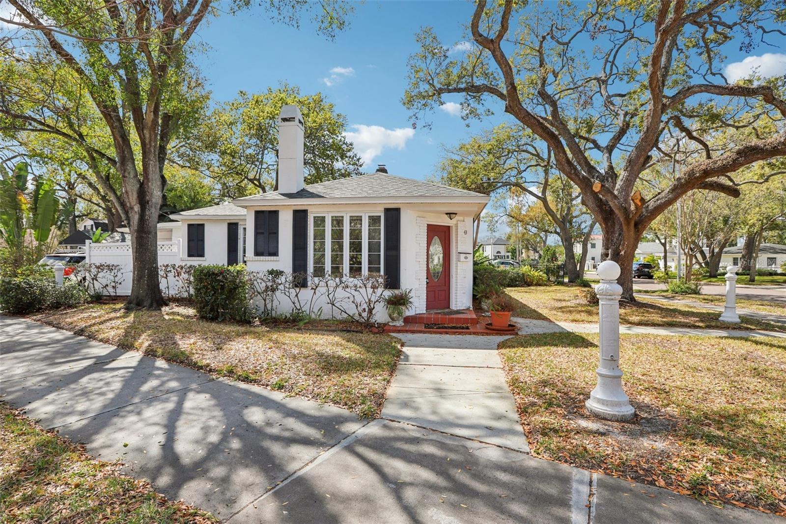 DAVIS ISLANDS PB10 PG52 TO 57 - Residential