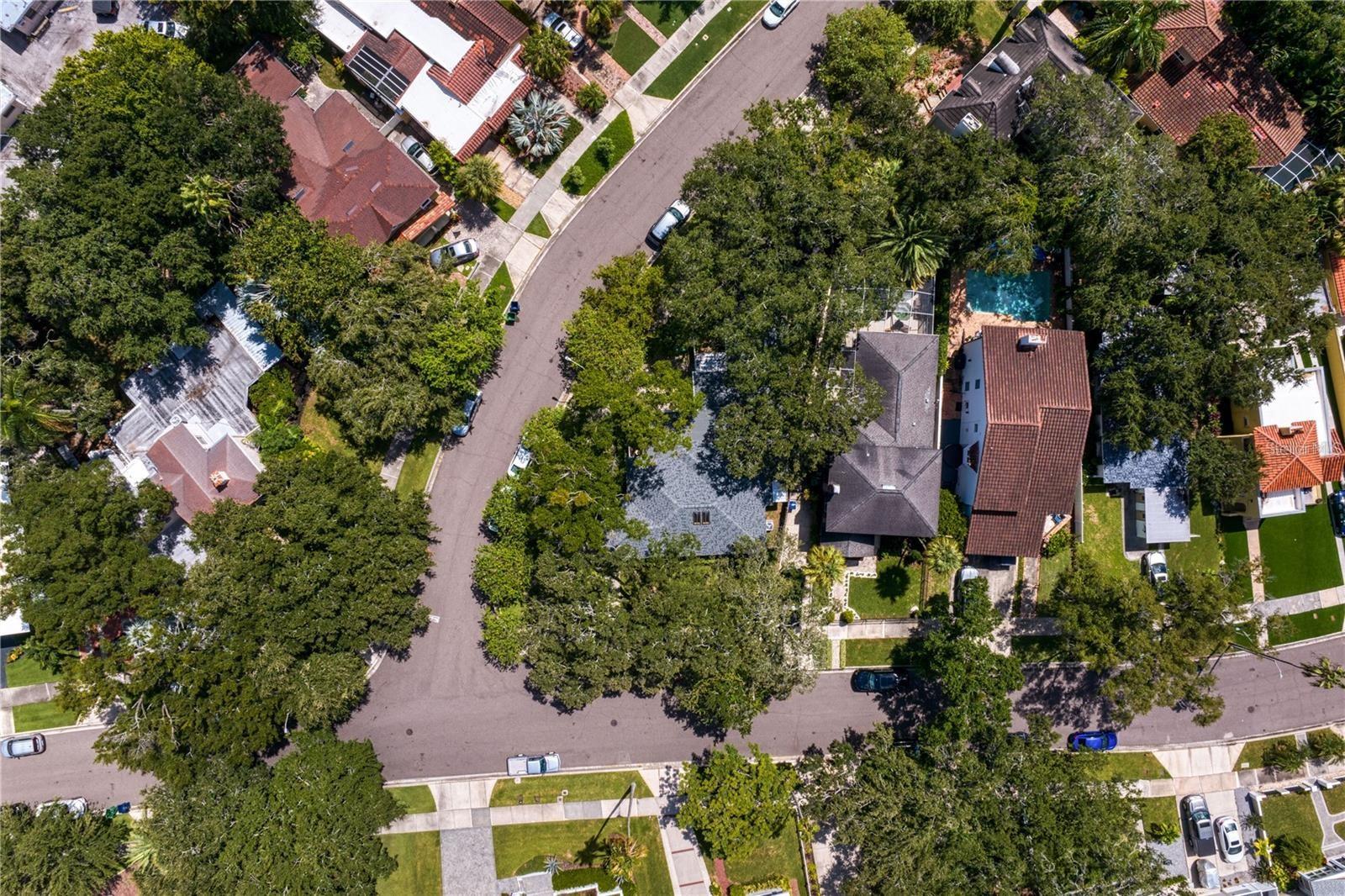 DAVIS ISLANDS PB10 PG52 TO 57 - Residential