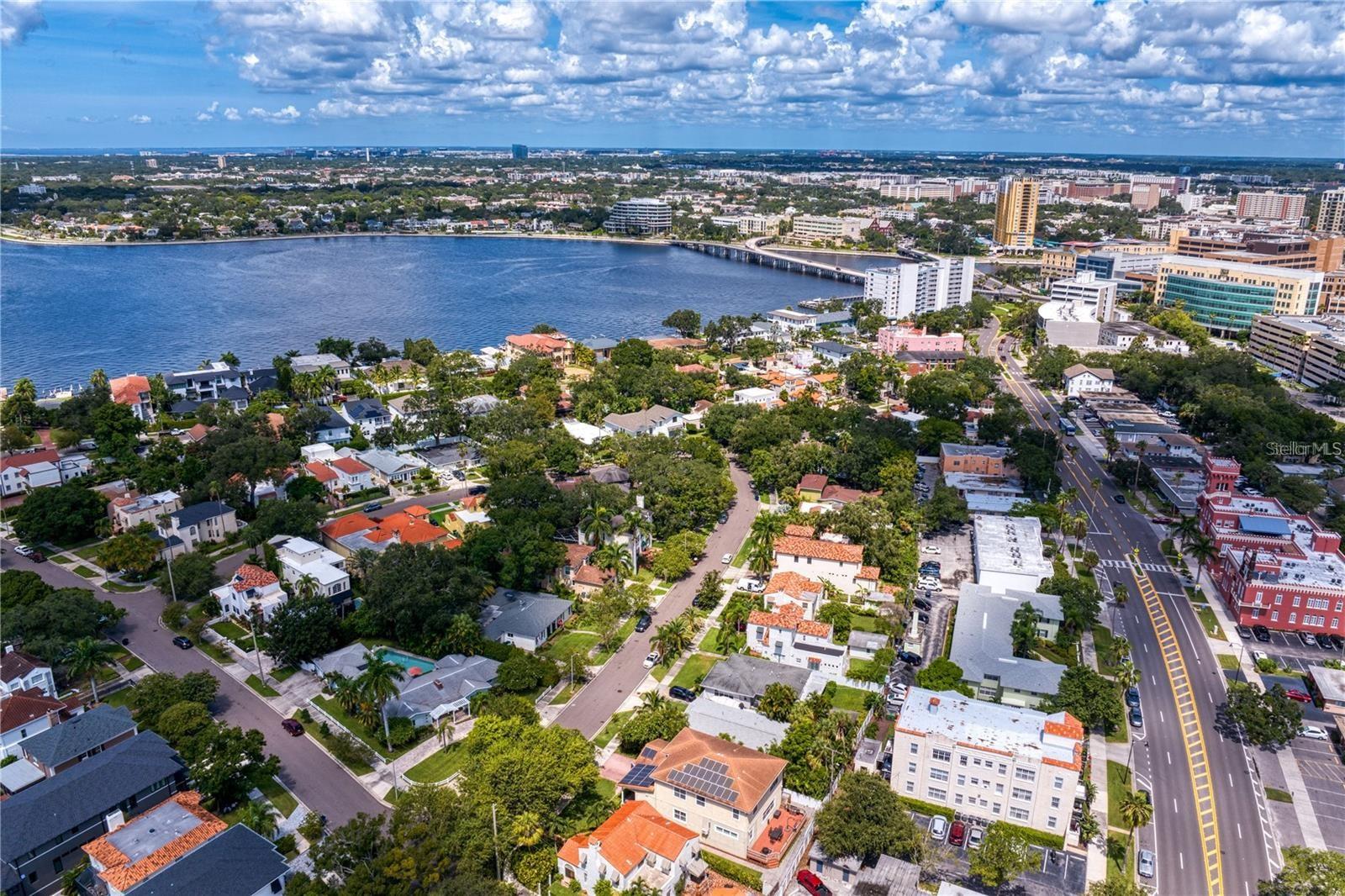 DAVIS ISLANDS PB10 PG52 TO 57 - Residential