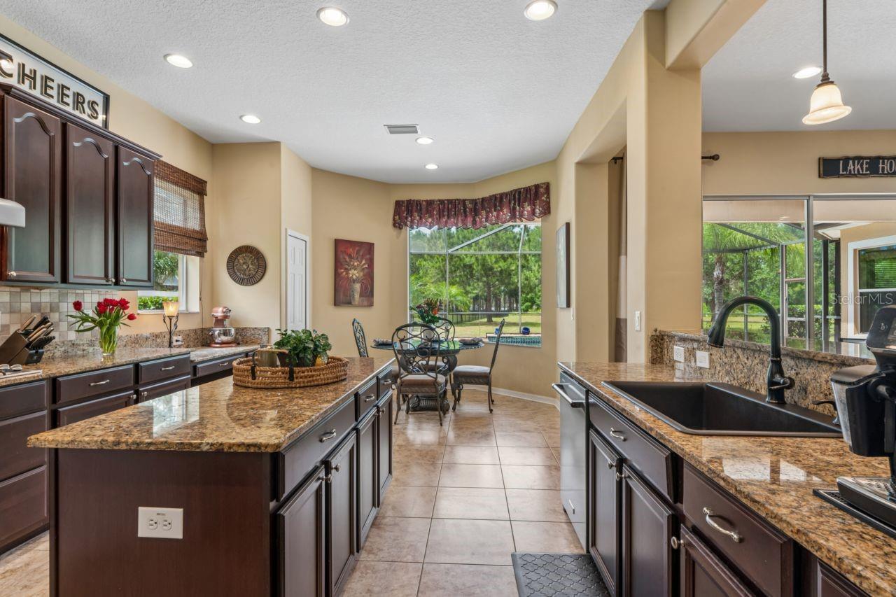 WATERS EDGE 04 - Residential