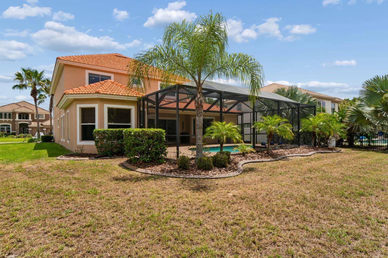 WATERS EDGE 04 - Residential
