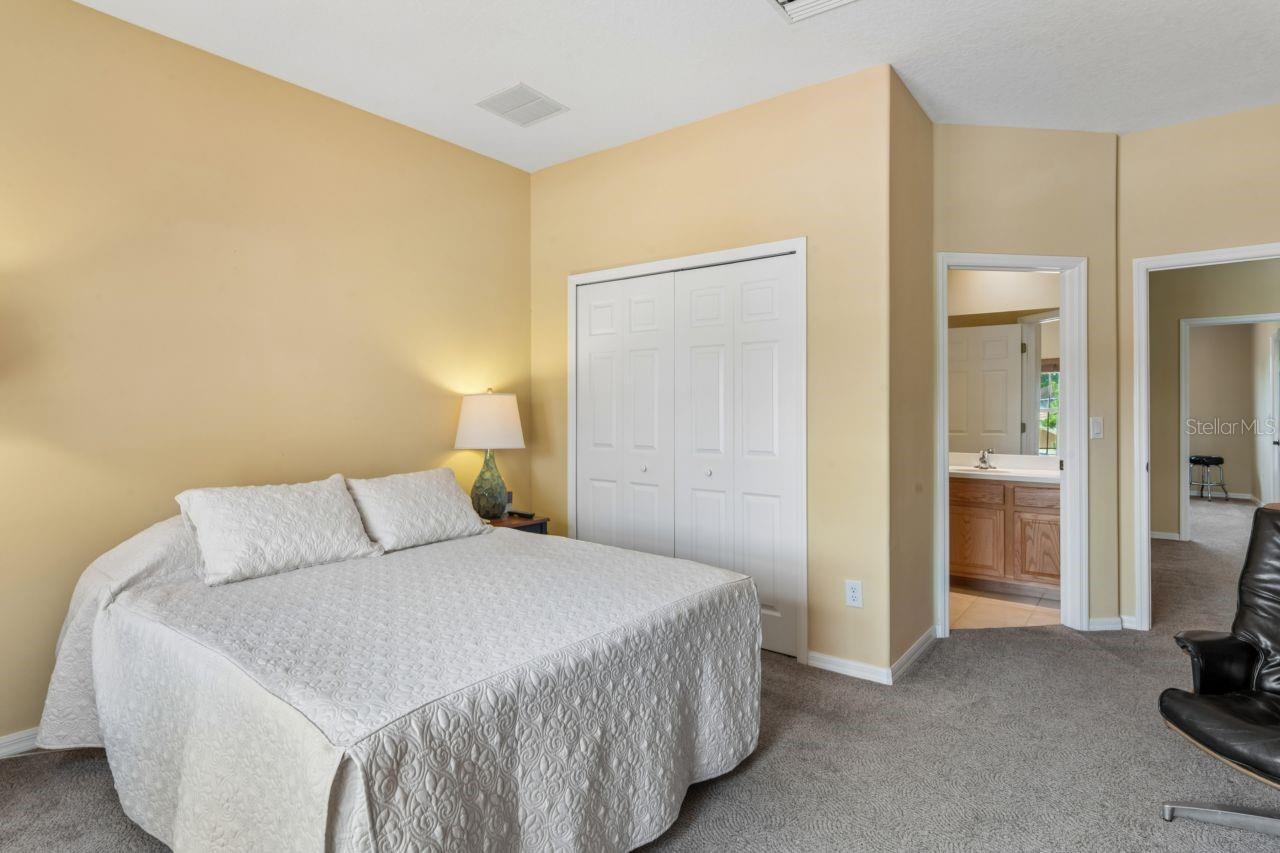 WATERS EDGE 04 - Residential