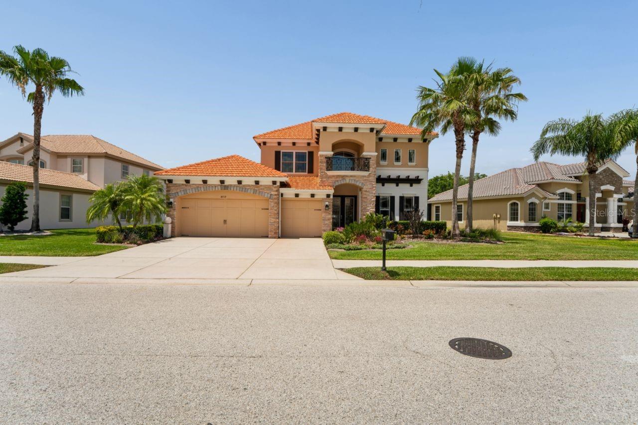 WATERS EDGE 04 - Residential