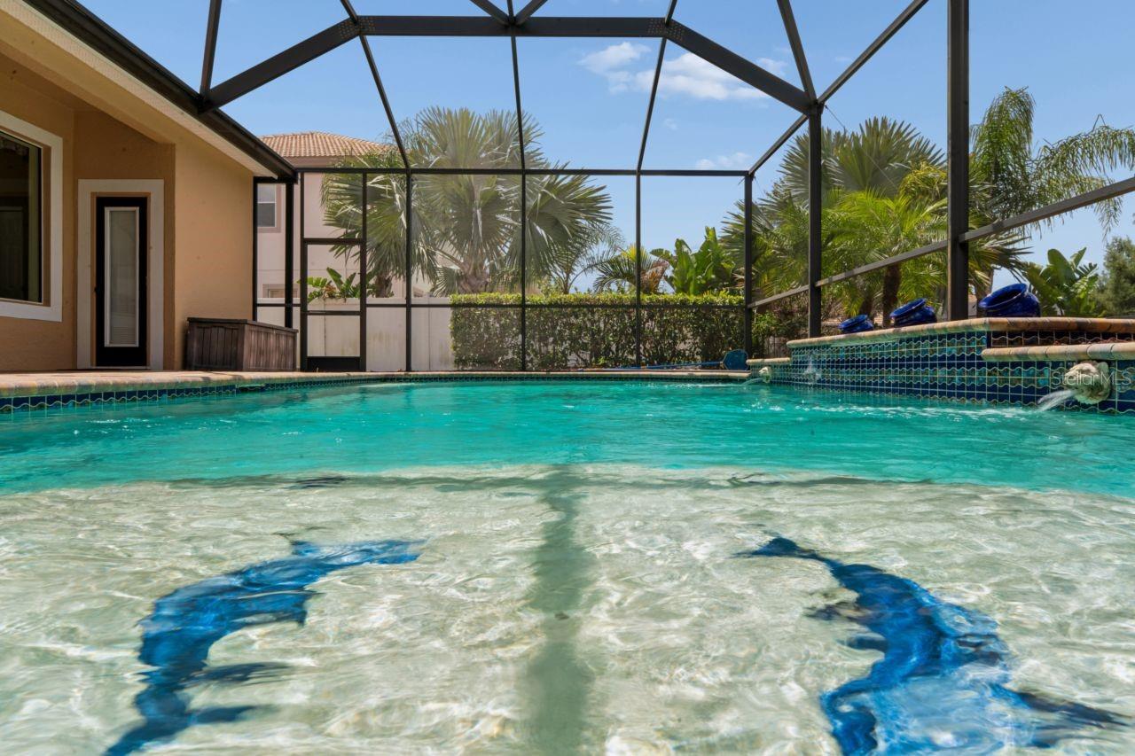 WATERS EDGE 04 - Residential