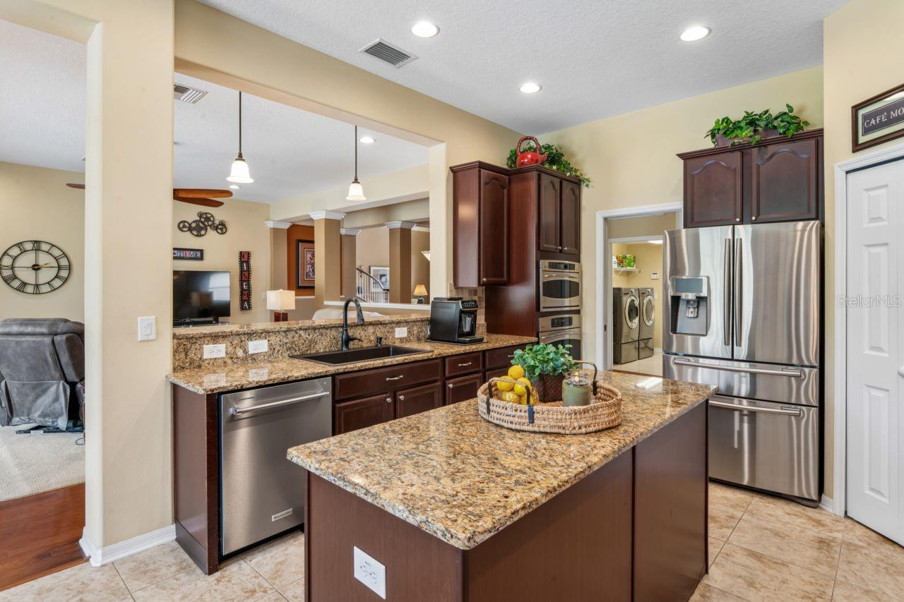 WATERS EDGE 04 - Residential