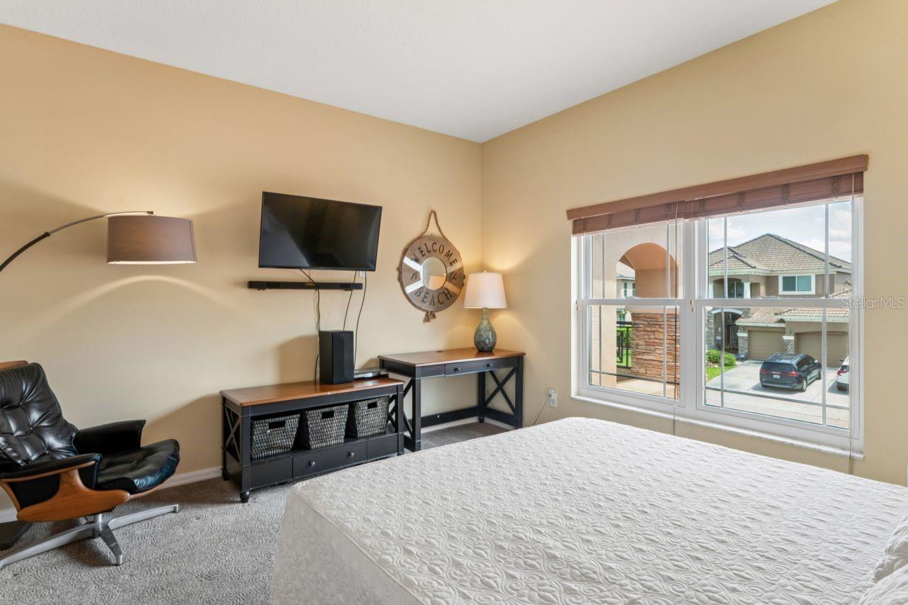 WATERS EDGE 04 - Residential