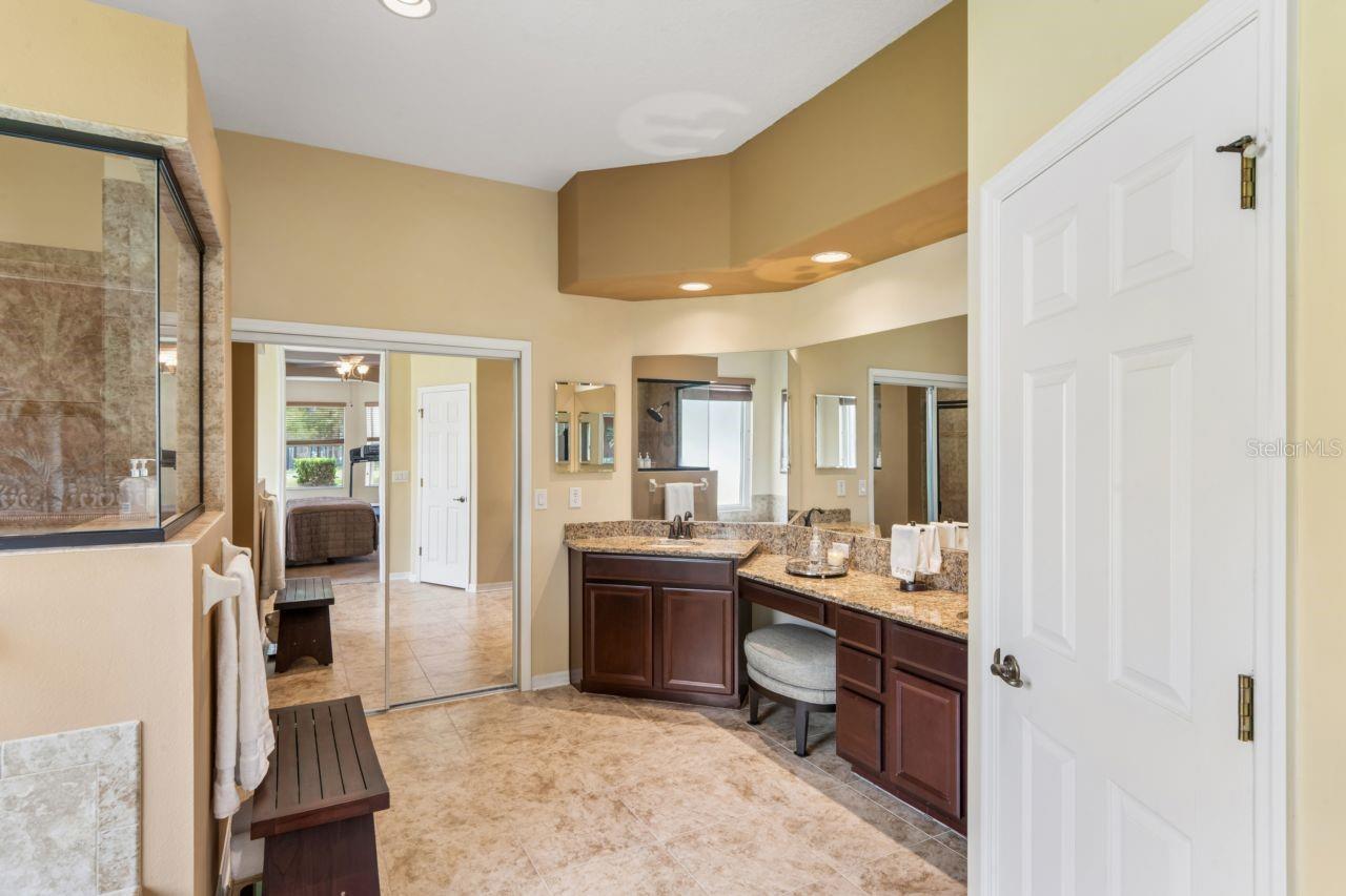 WATERS EDGE 04 - Residential