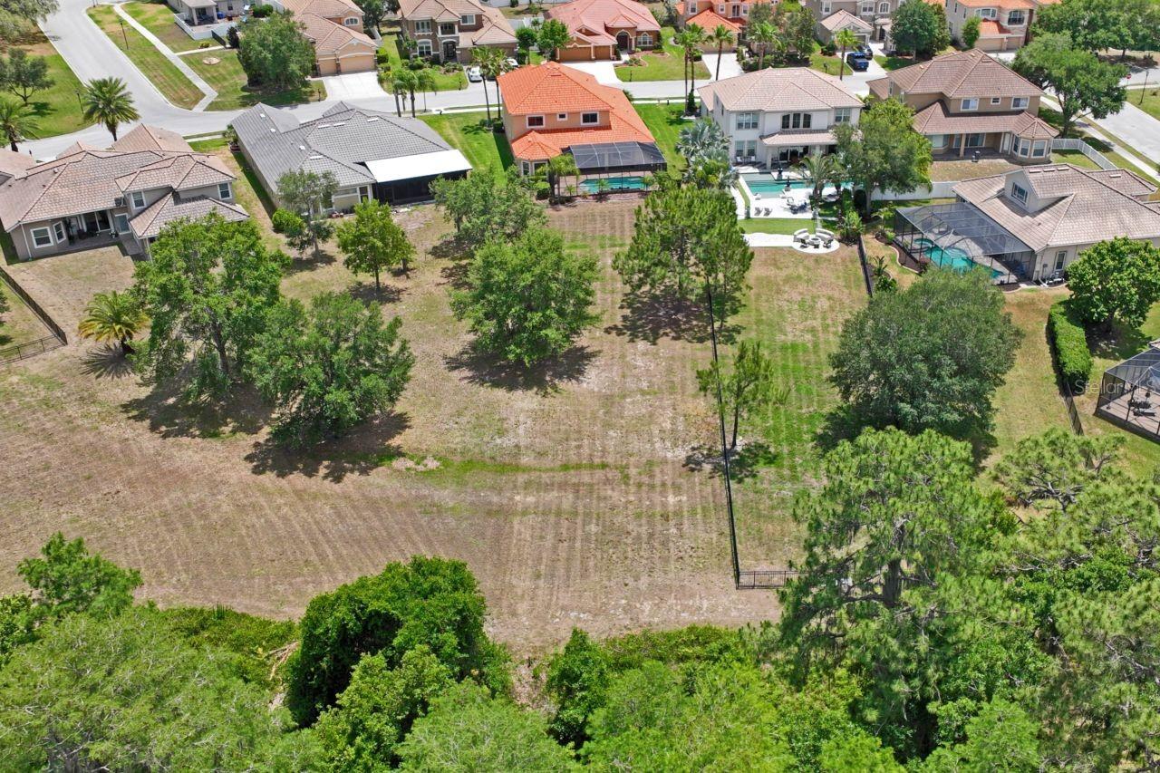 WATERS EDGE 04 - Residential