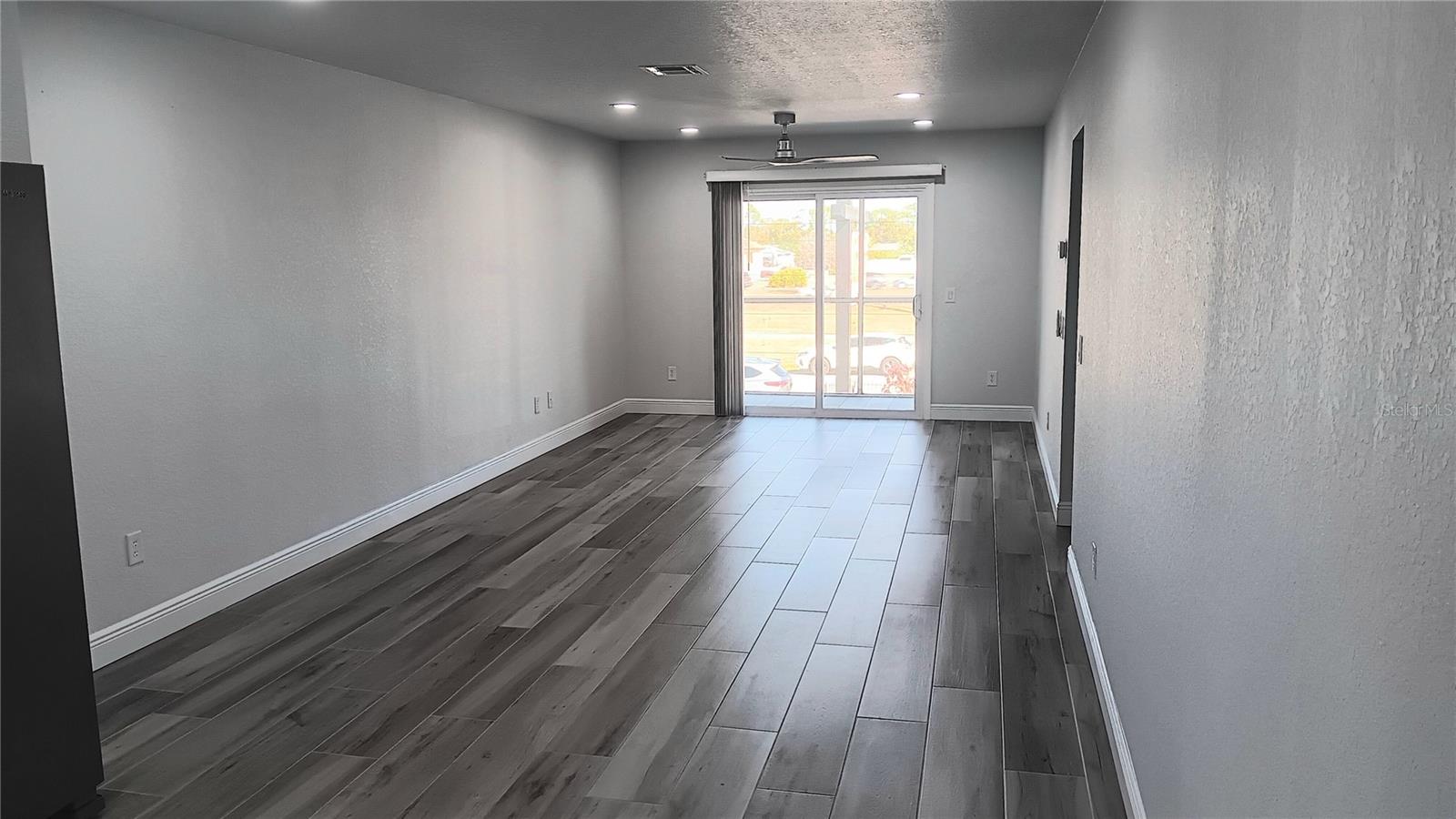 PORT CHARLOTTE SUB 03 - Residential Lease