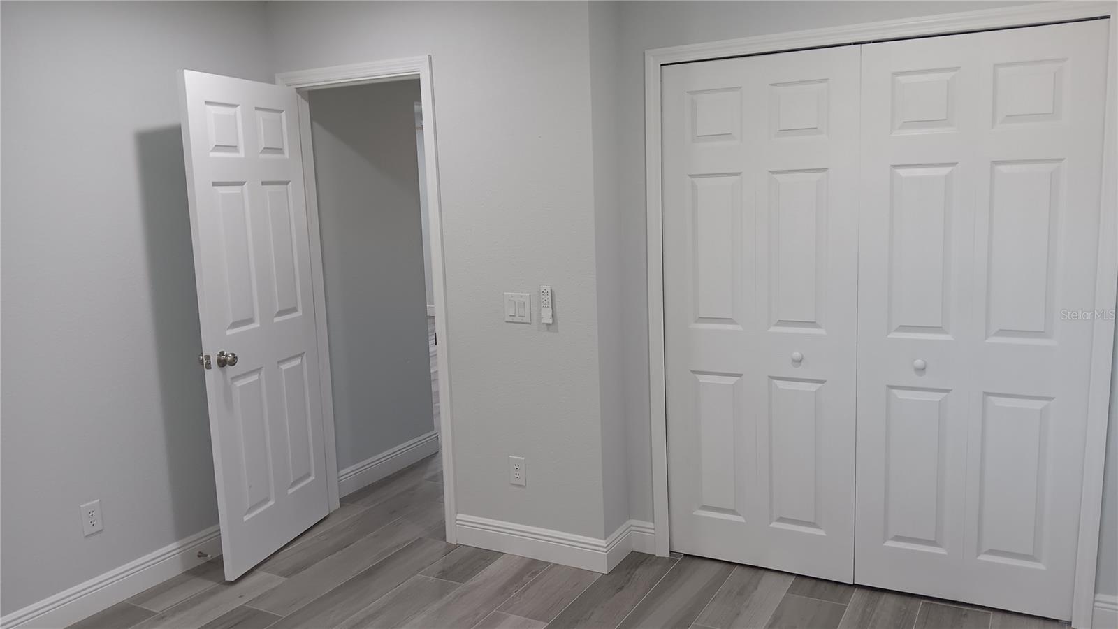 PORT CHARLOTTE SUB 03 - Residential Lease