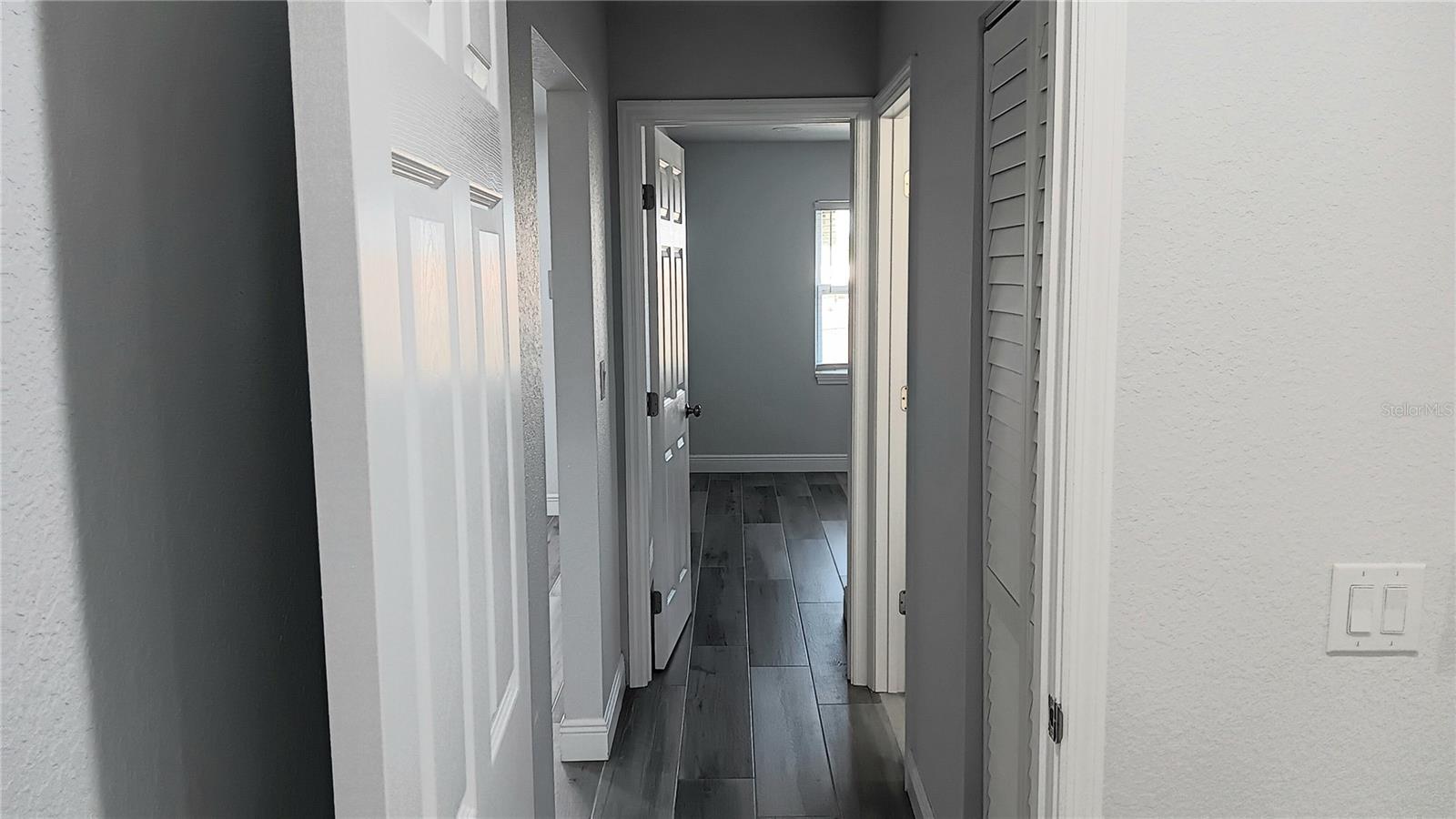 PORT CHARLOTTE SUB 03 - Residential Lease