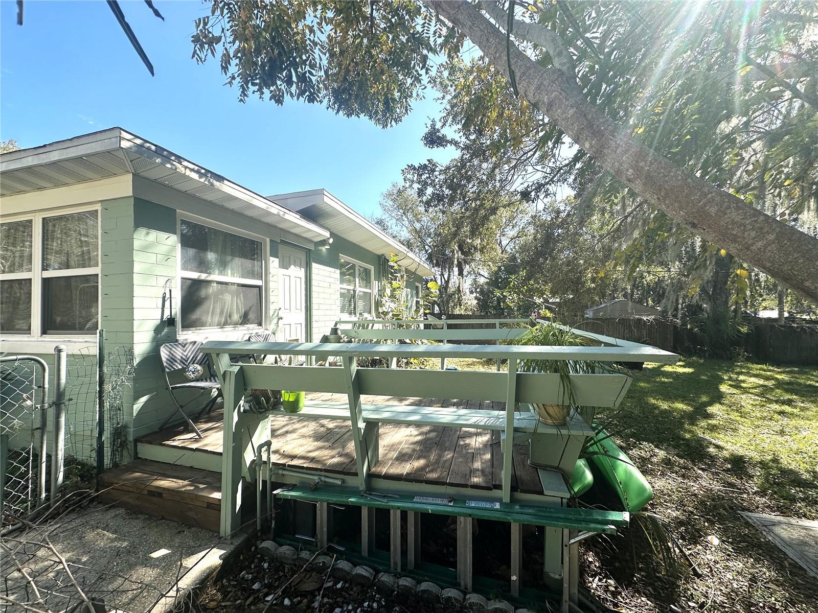1506 PALMETTO STREET