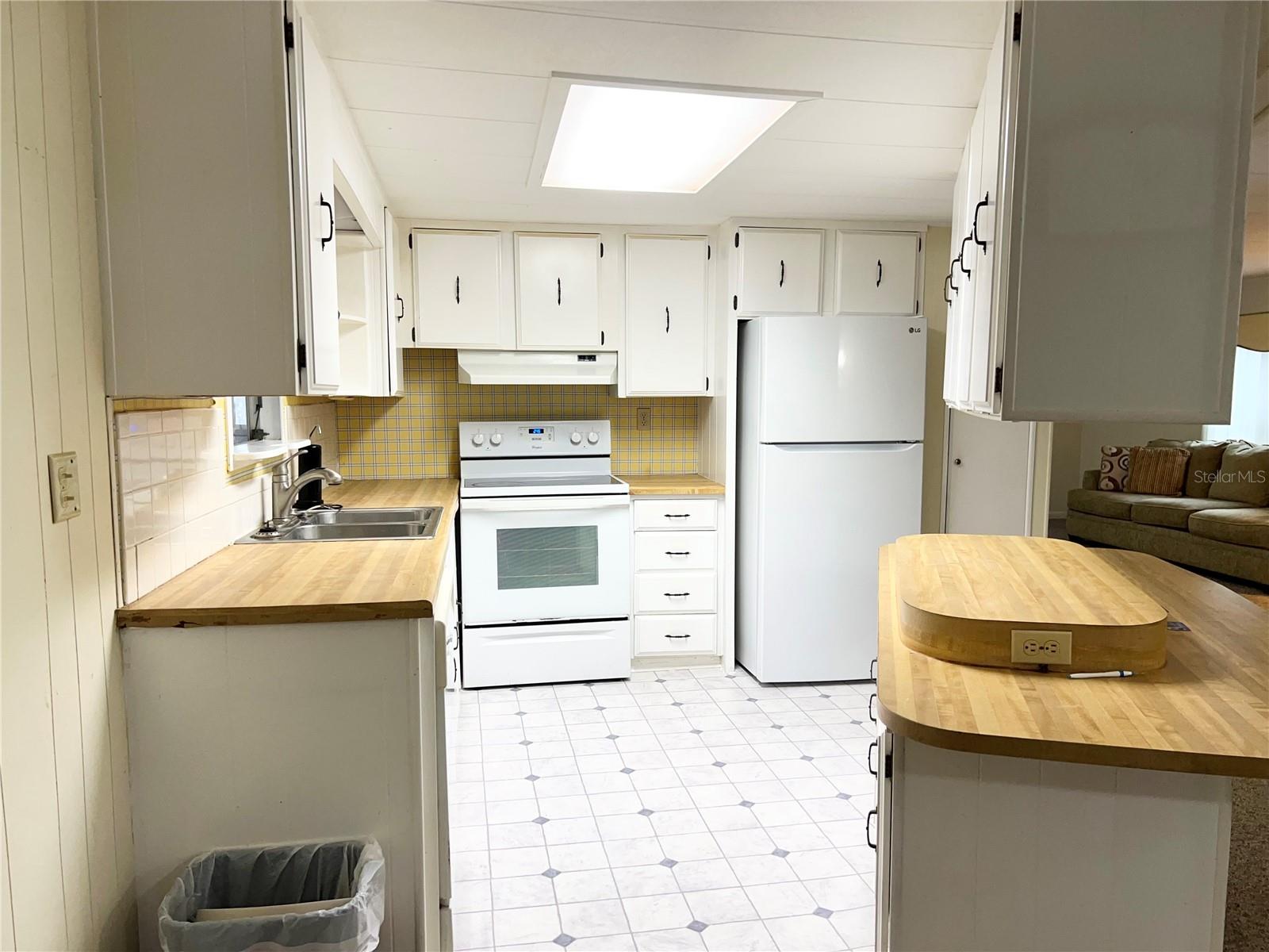 MARTIN ESTATES - Residential