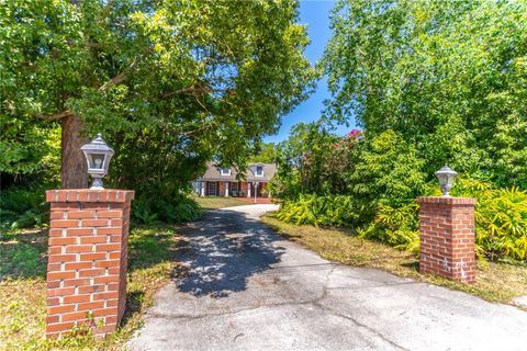 A home in LONGWOOD