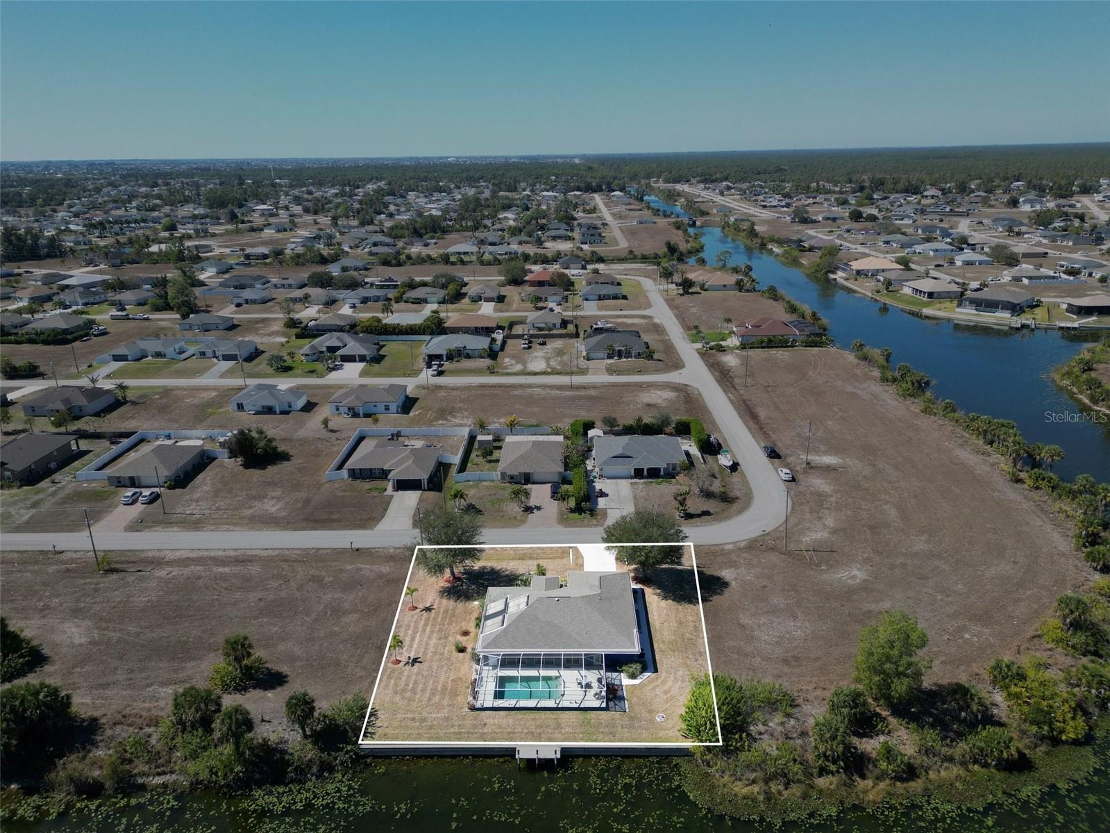 CAPE CORAL - Residential