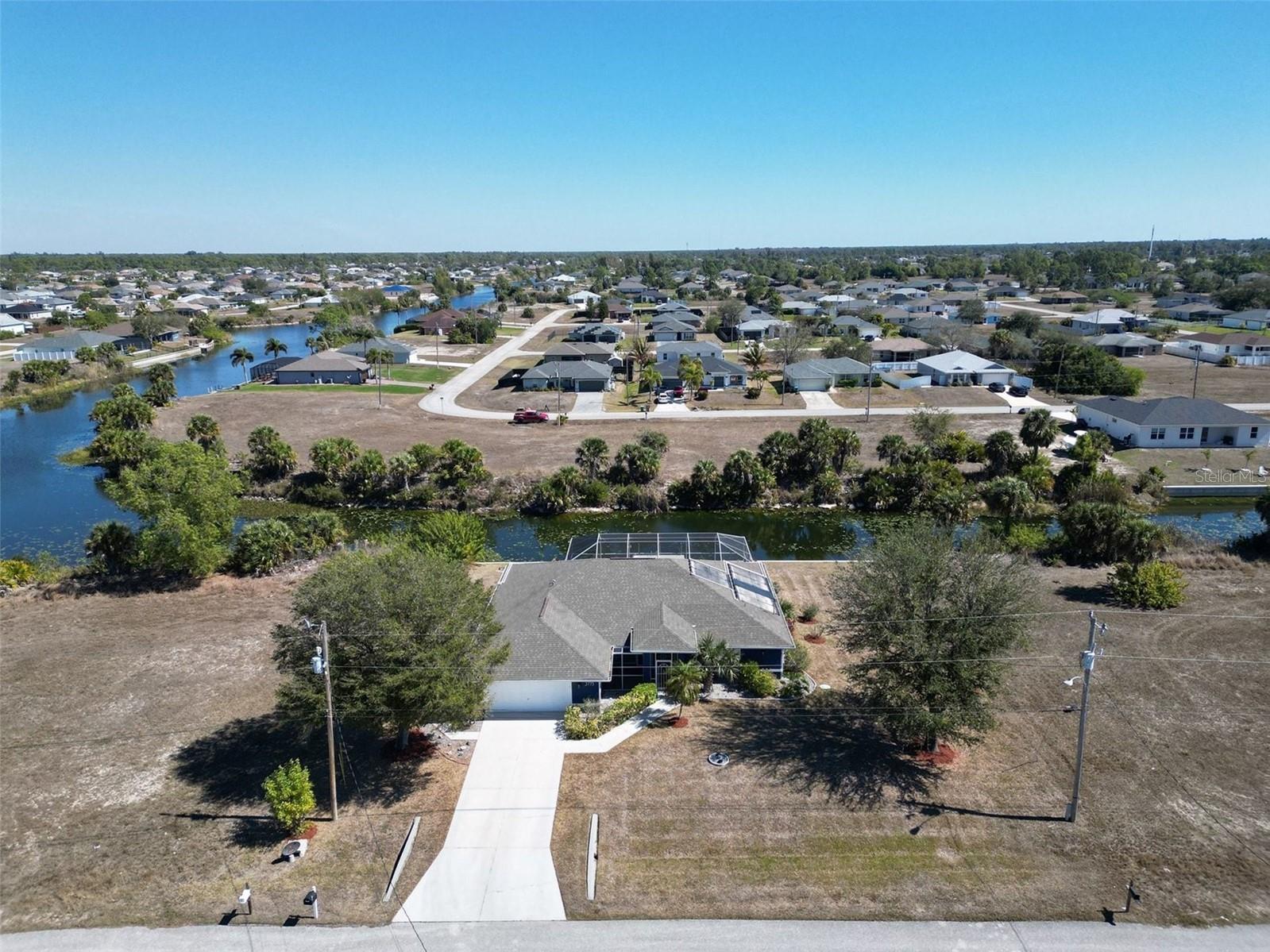CAPE CORAL - Residential