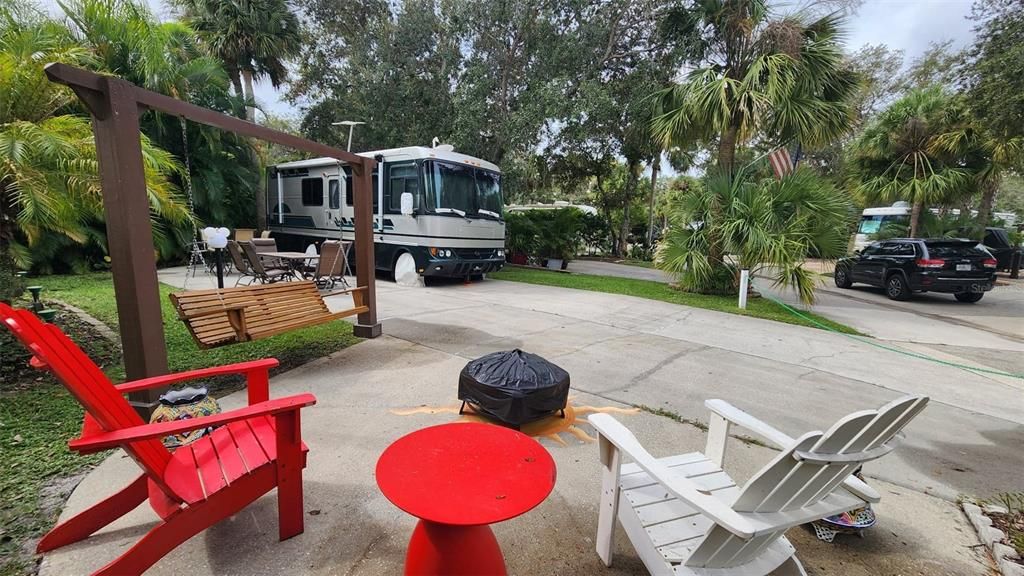 Photo of 214 HORSESHOE BEND, LAKE WALES, FL 33898 (MLS # U8179515)