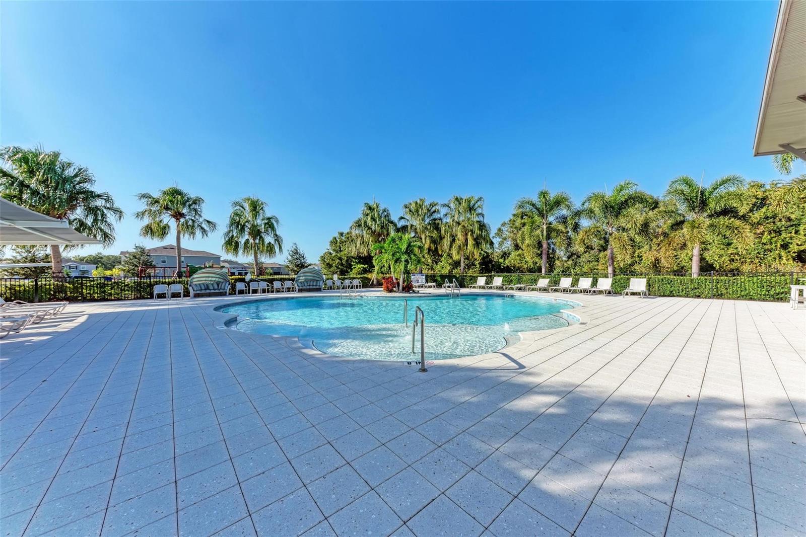 WOODLEAF HAMMOCK A REP OF A POR O - Residential Lease