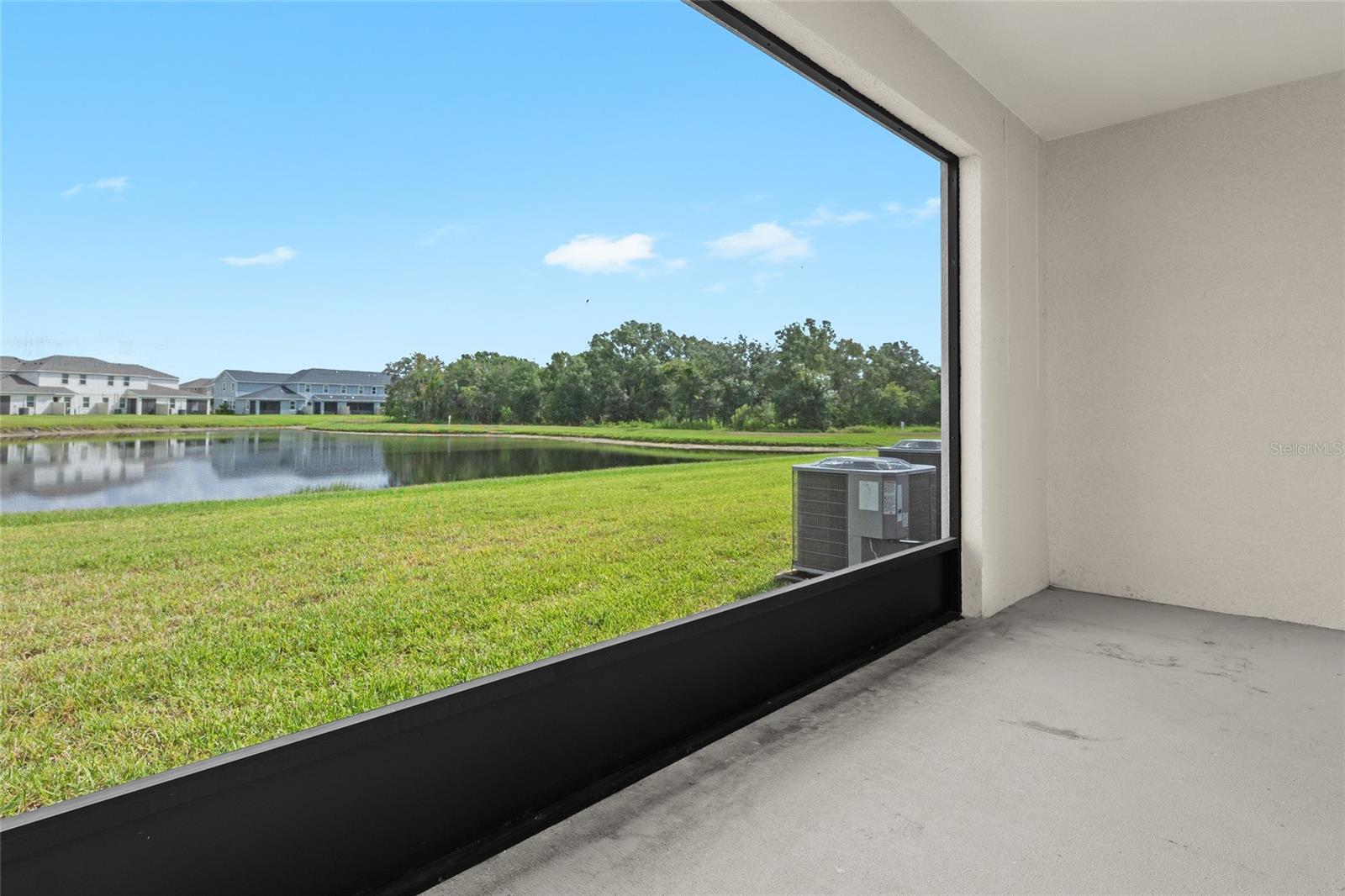 WOODLEAF HAMMOCK A REP OF A POR O - Residential Lease