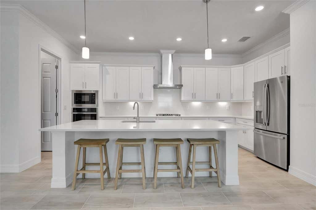 Photo of 14257 Blue Bay Circle, Fort Myers, FL 33913 (MLS # A4704228)