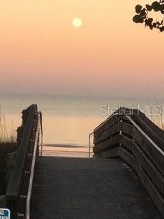 HARBOUR CLUB CONDO NO 3 - Residential