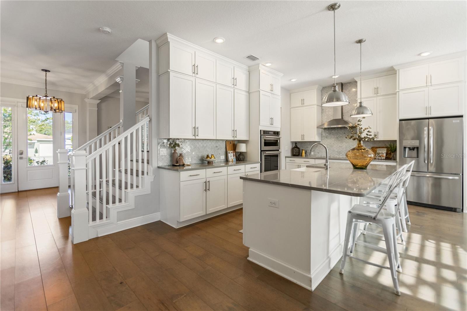 ELENOR PLACE - Residential