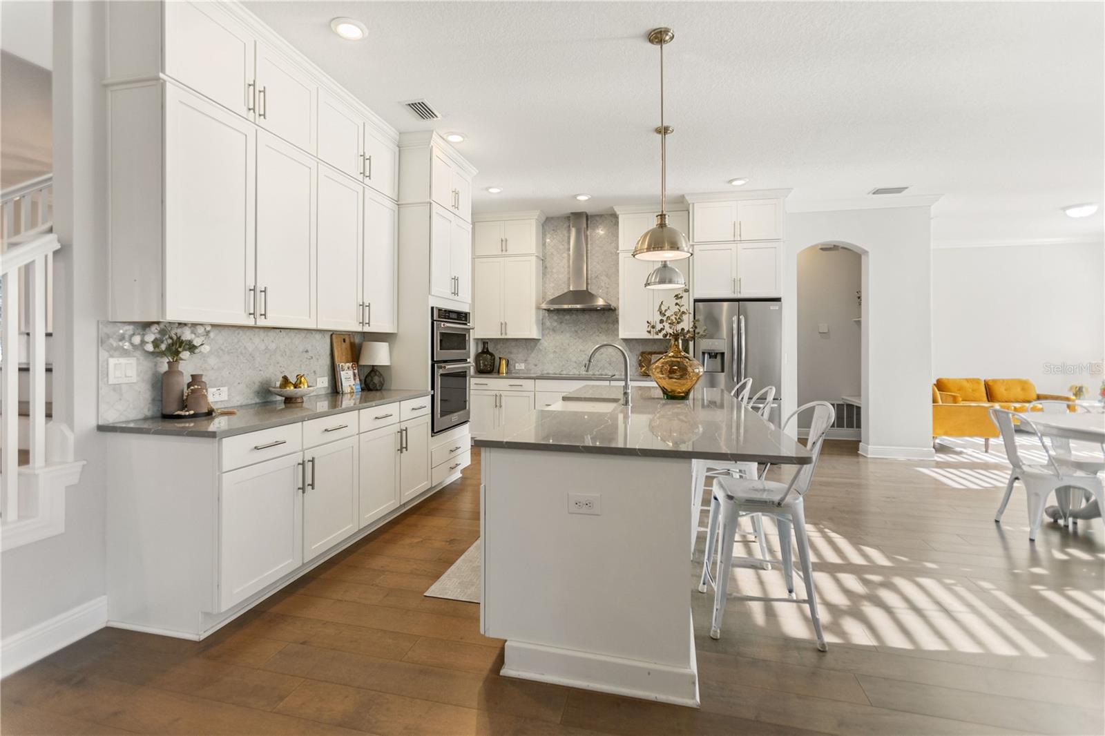 ELENOR PLACE - Residential