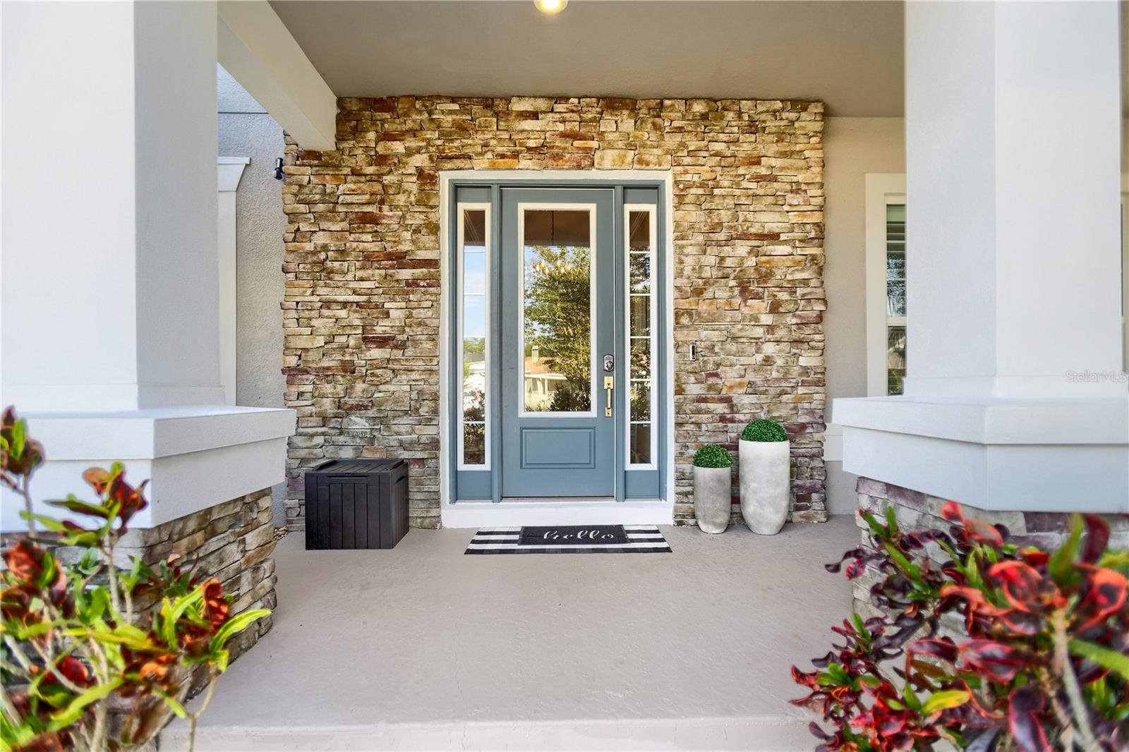 ELENOR PLACE - Residential