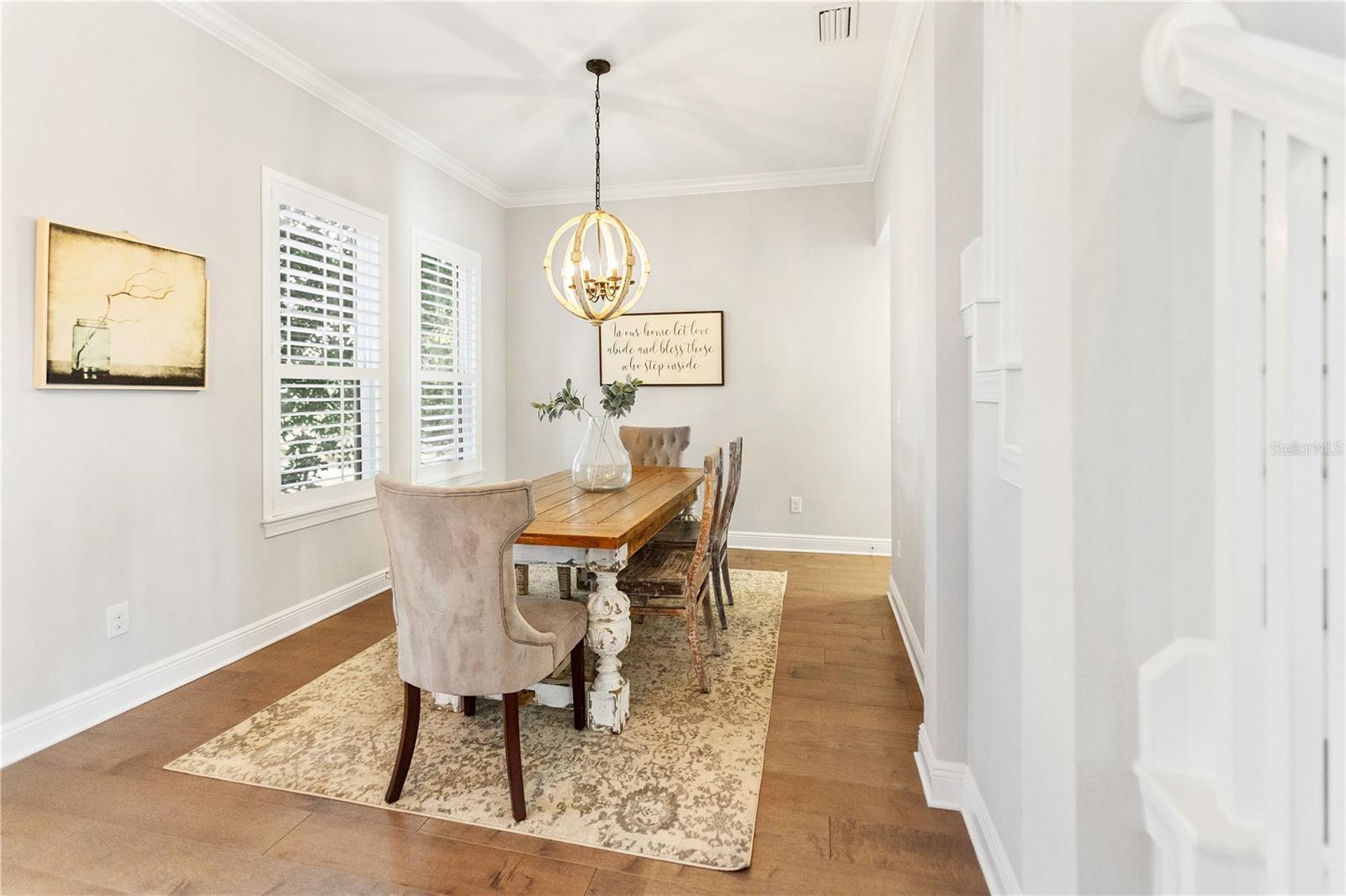 ELENOR PLACE - Residential