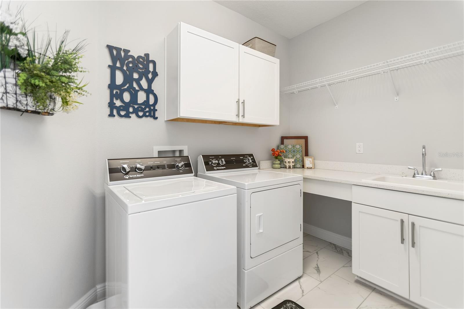 ELENOR PLACE - Residential