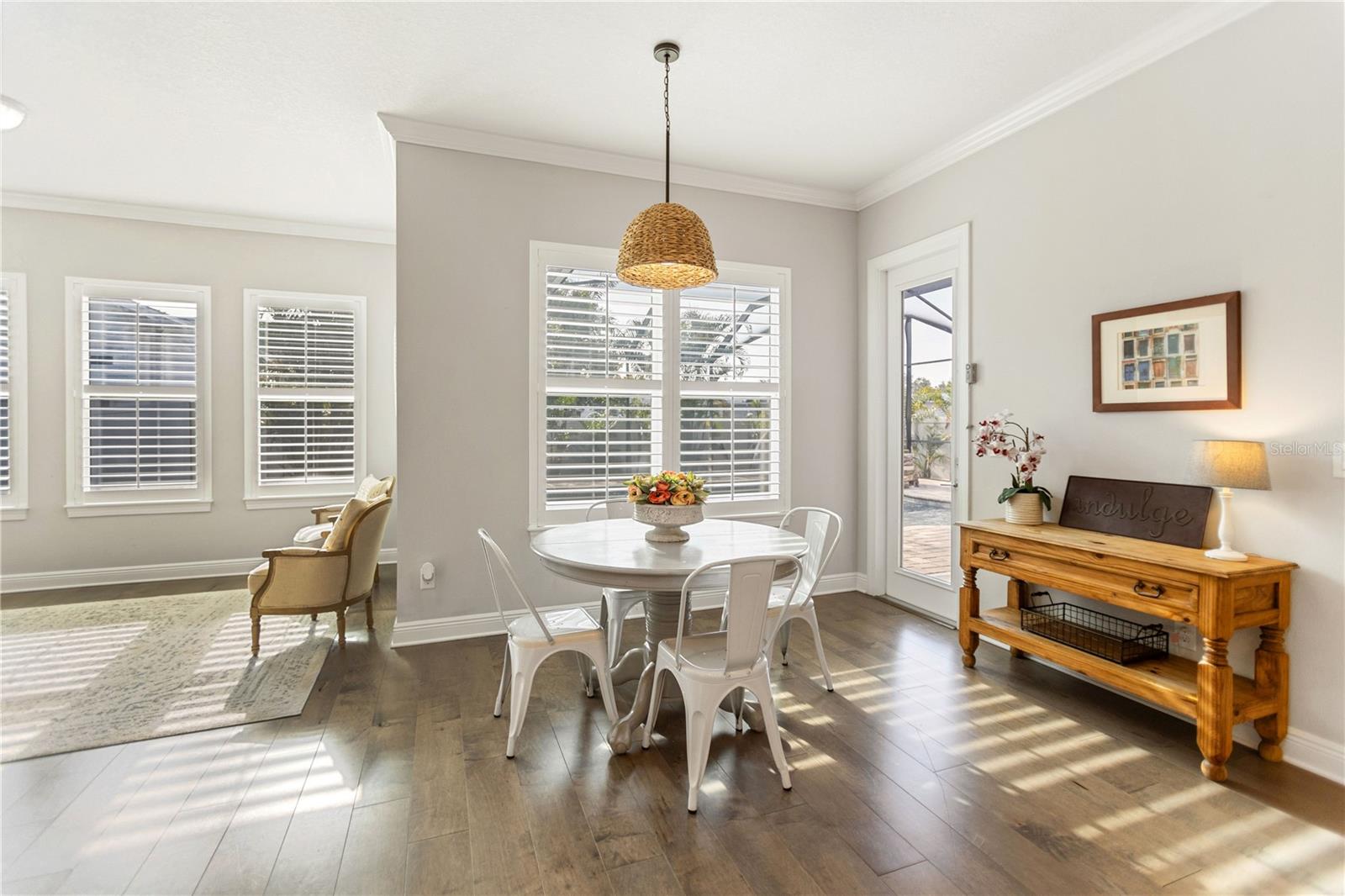 ELENOR PLACE - Residential