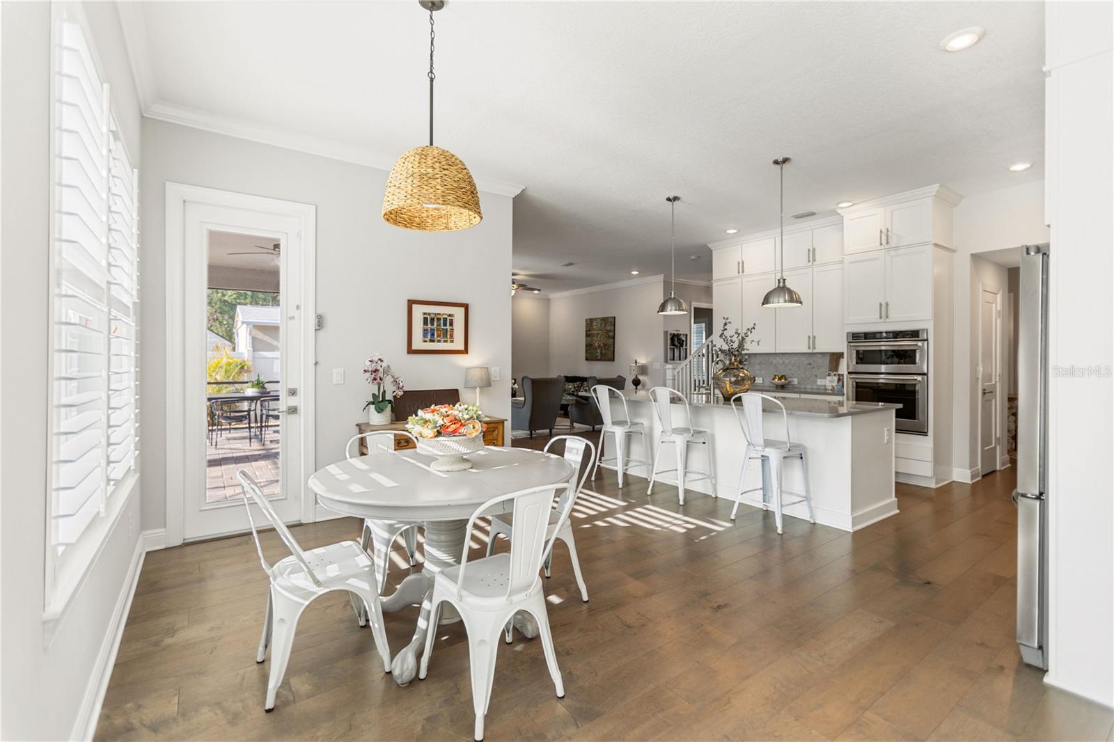 ELENOR PLACE - Residential