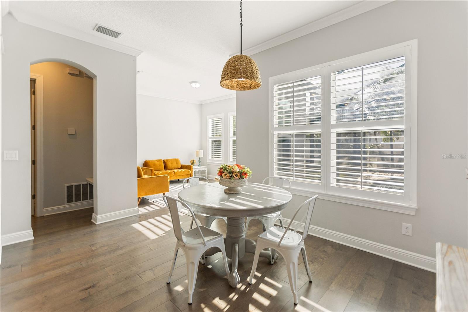 ELENOR PLACE - Residential