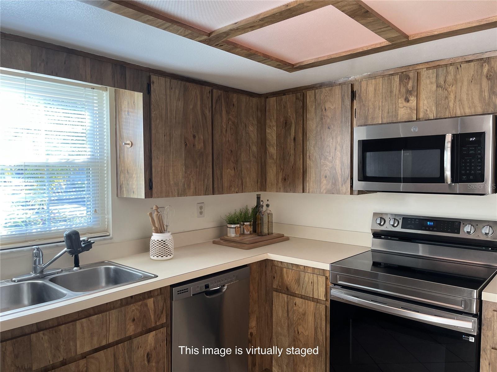 1512 CHATEAUX DE VILLE COURT