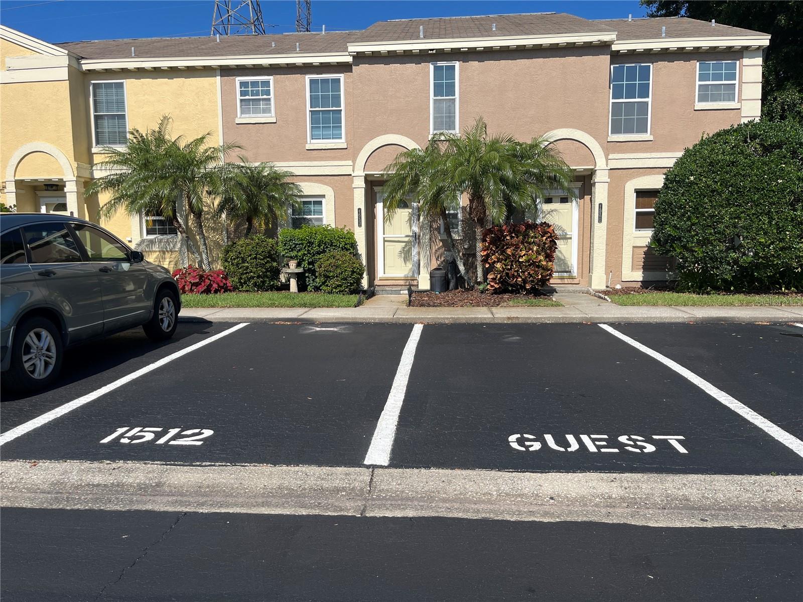 1512 CHATEAUX DE VILLE COURT