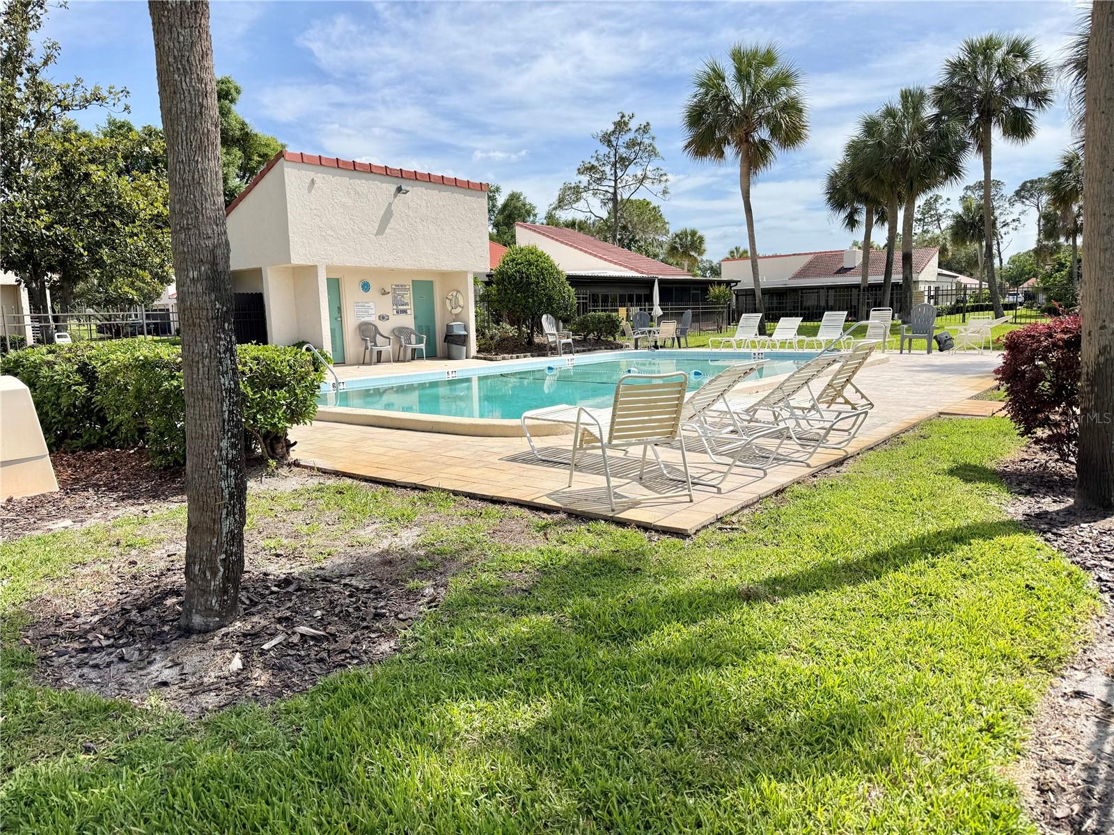 WALDEN LAKE FAIRWAY VILLAS - Residential