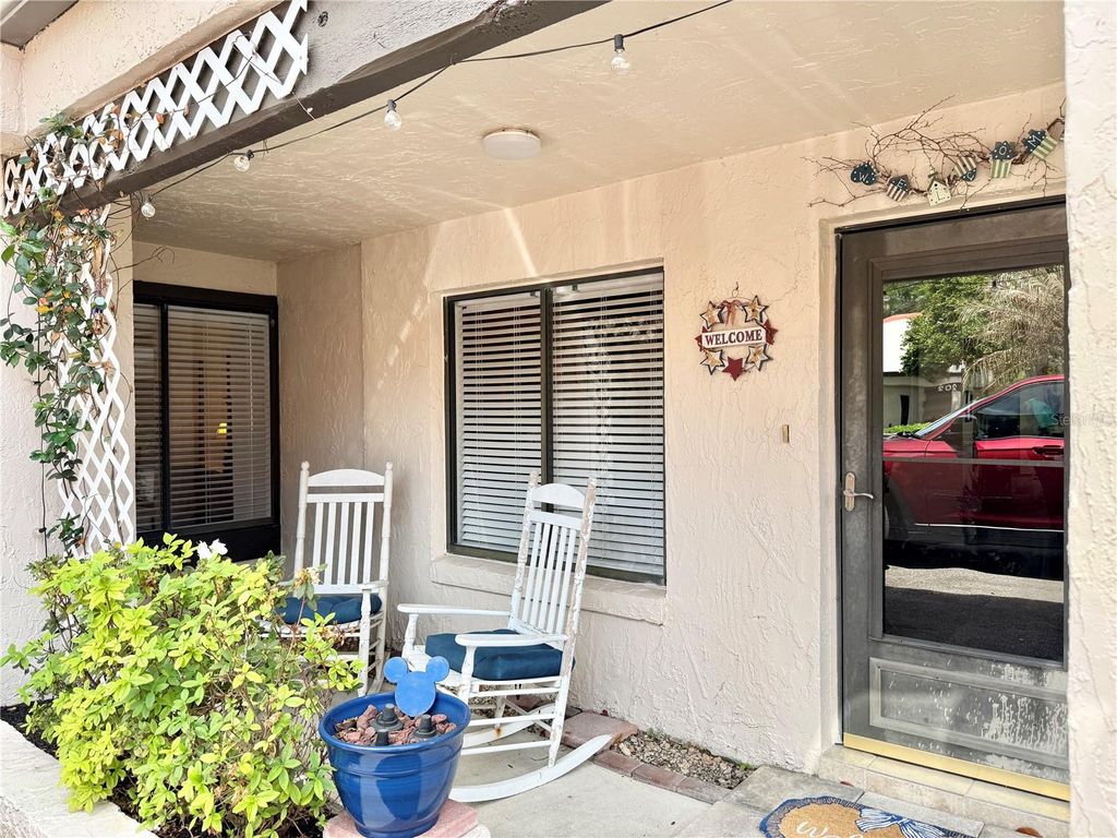 Photo of 207 Granada Court N, Plant City, FL 33566 (MLS # TB8497753)