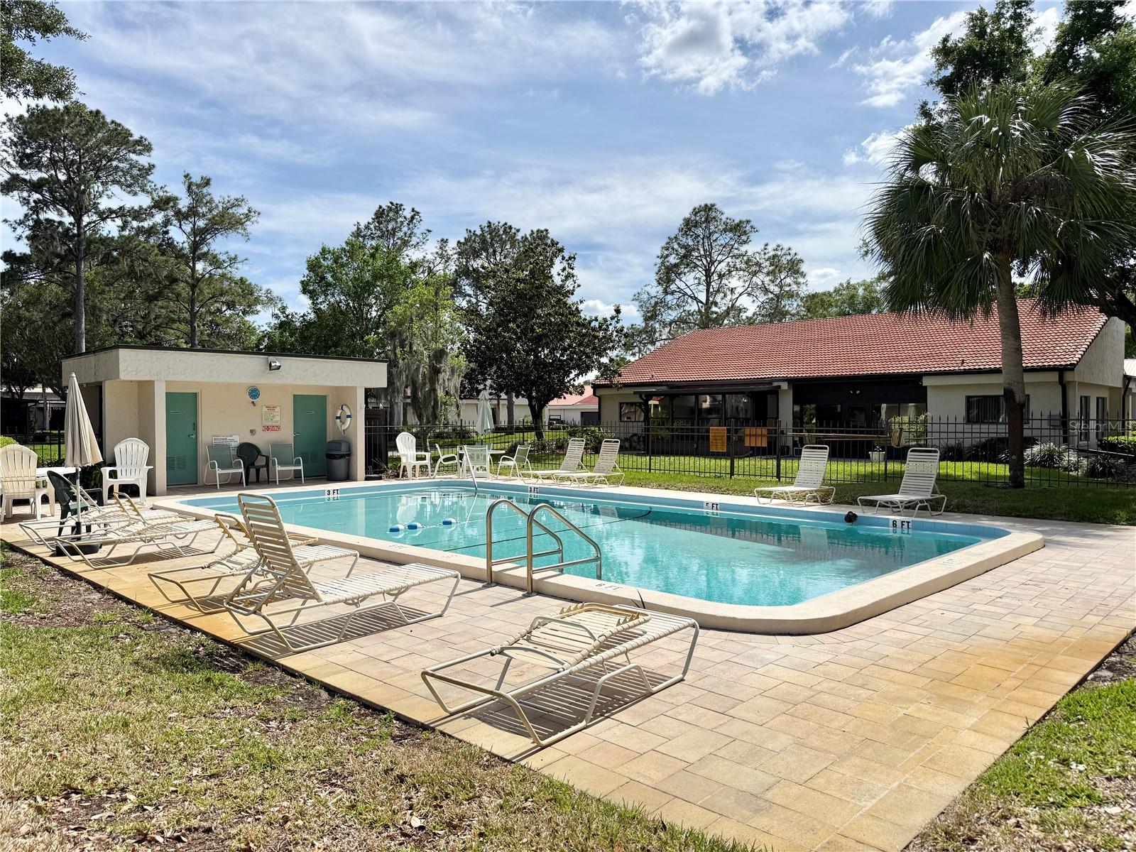 WALDEN LAKE FAIRWAY VILLAS - Residential