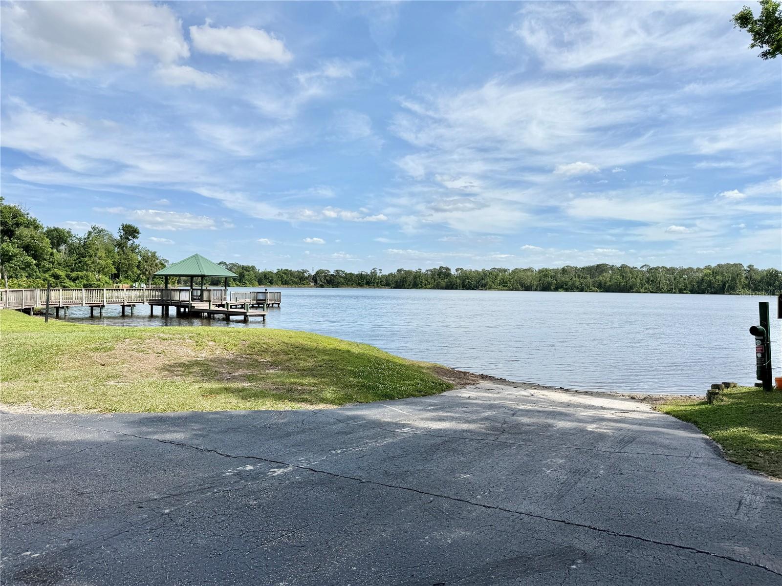 WALDEN LAKE FAIRWAY VILLAS - Residential