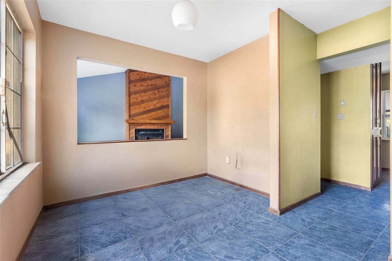 GOLDEN ACRES - Residential