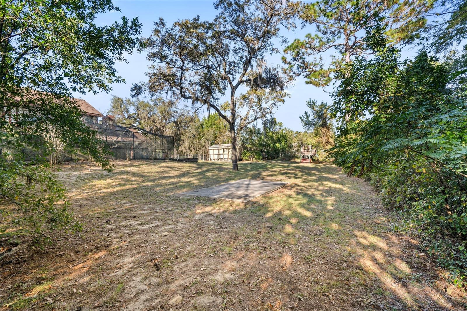 GOLDEN ACRES - Residential