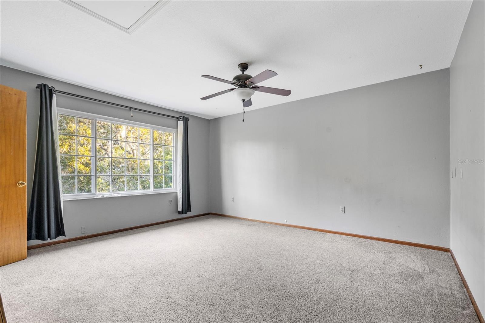 GOLDEN ACRES - Residential