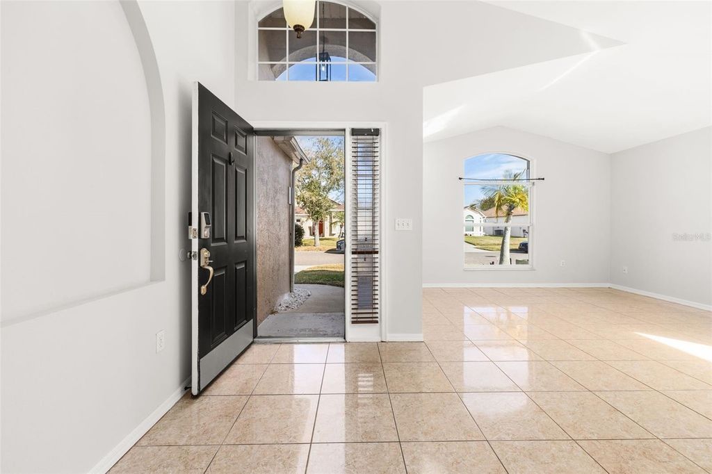 Photo of 12748 Gettysburg Circle, Orlando, FL 32837 (MLS # S5143278)