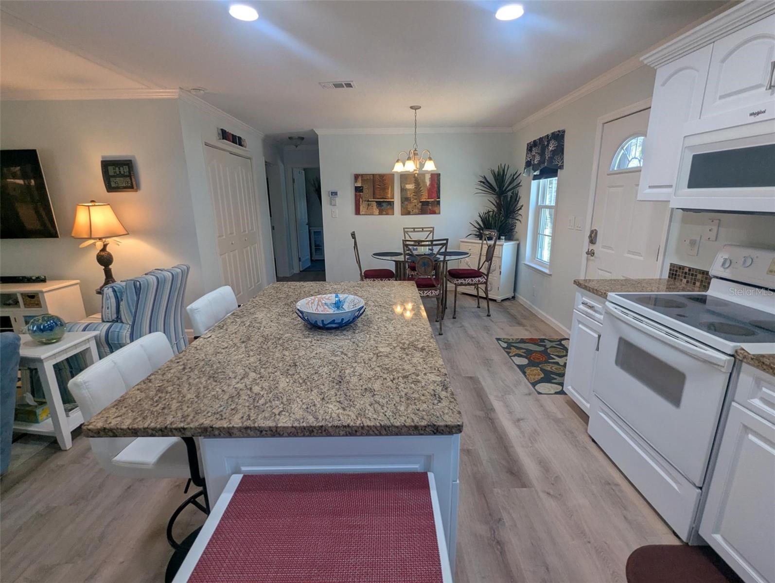 MAPLE LEAF ESTATES - Residential