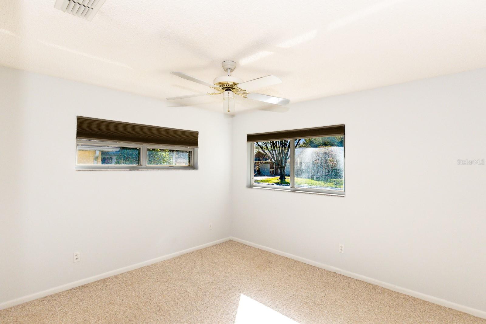 ON TOP OF THE WORLD CENTRAL - Residential