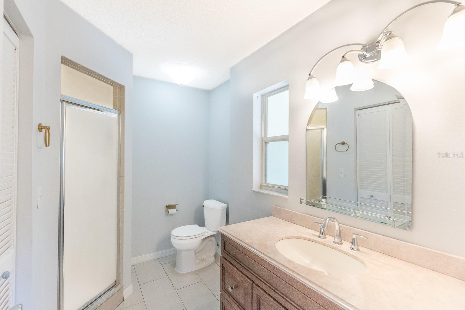 ON TOP OF THE WORLD CENTRAL - Residential