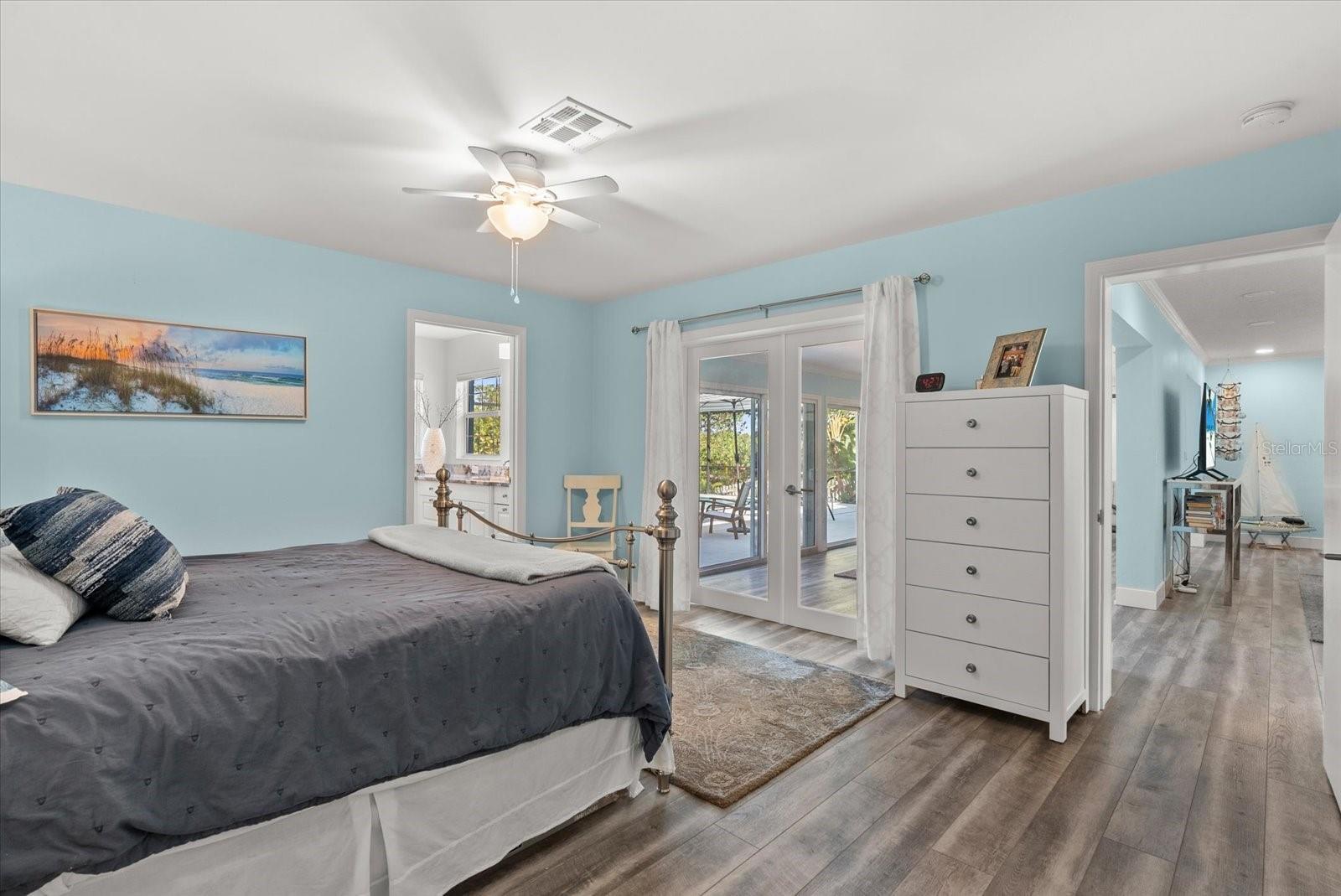 SIESTA BEACH - Residential